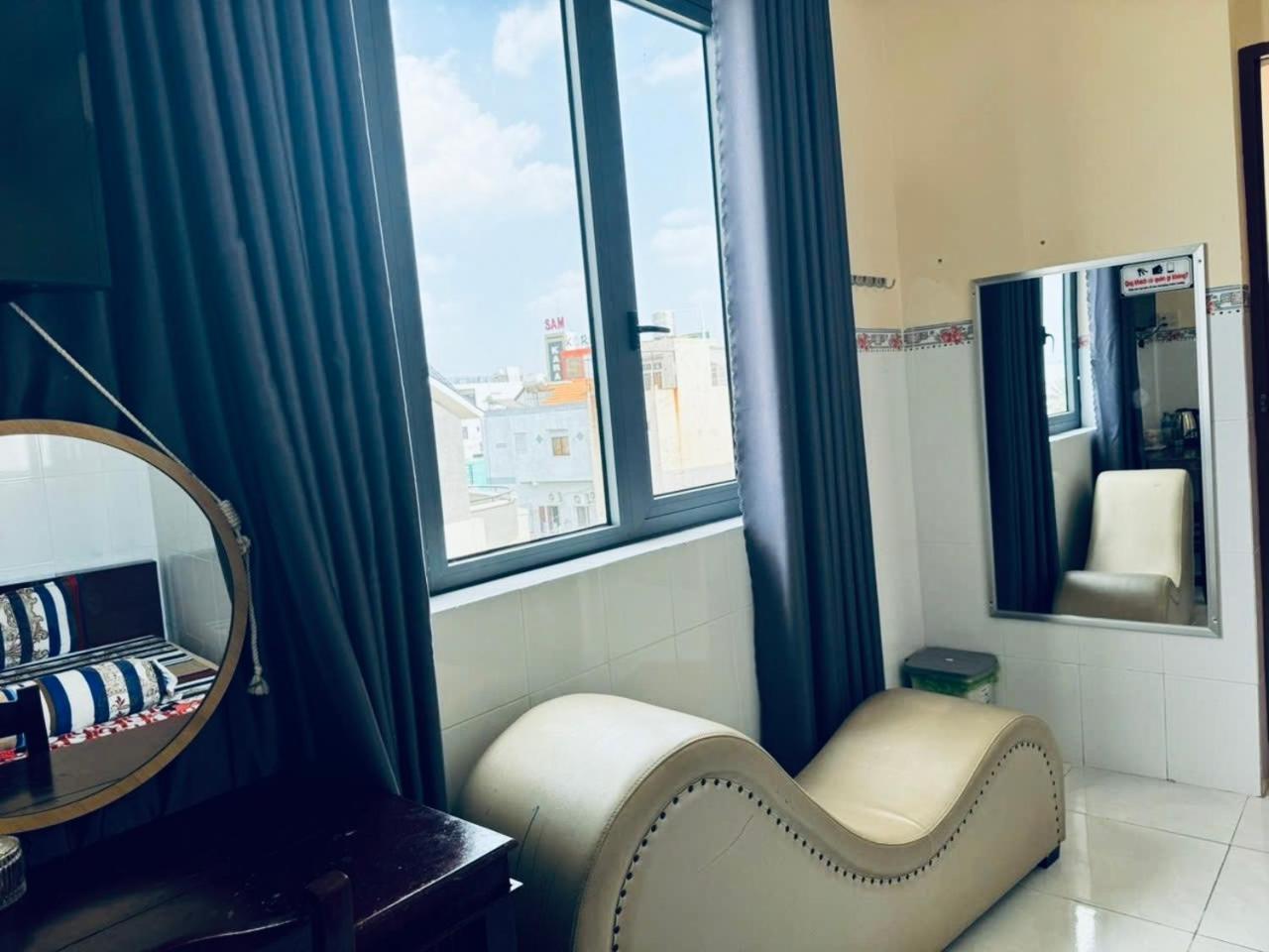 Nha Nghi Thanh Xuan- Co Cho Thue Xe May Va Xuat Hoa Don Ap Dong An Exterior foto