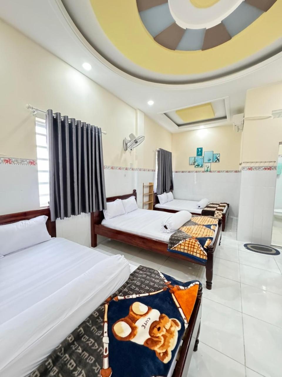 Nha Nghi Thanh Xuan- Co Cho Thue Xe May Va Xuat Hoa Don Ap Dong An Exterior foto