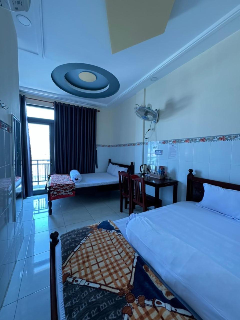 Nha Nghi Thanh Xuan- Co Cho Thue Xe May Va Xuat Hoa Don Ap Dong An Exterior foto